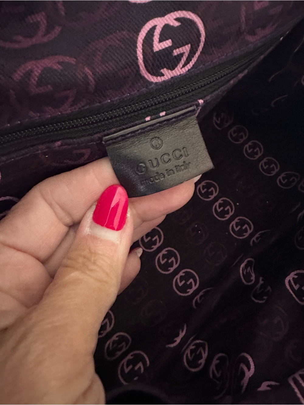 Vintage Gucci Black Python-Embossed Leather Tote with Burgundy Accents - Picture 5 of 8